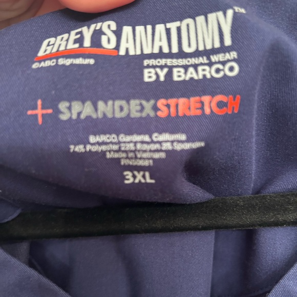 3XL Grey’s Anatomy by Barco spandex stretch scrub top - Picture 3 of 6